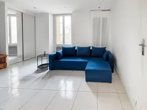 Modern & spacious - Fast Wi-Fi - Image 4