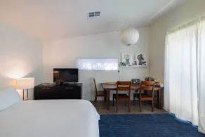 Private 2BR Guest Suite/Artist Studio - Image 2