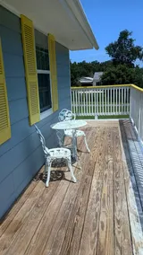 Butsy's Fish Camp - Image 2
