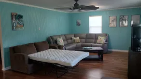 Butsy's Fish Camp - Image 3