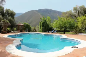 Cortijo Pago y Benisalte a Stylish villa set within beautiful mountain views - Image 3