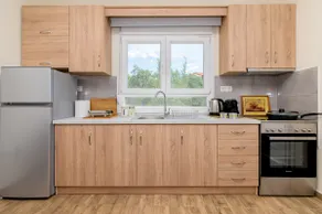 Olive House 2 - Image 4