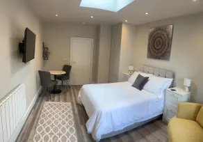 The Cabin at Radiant Living - Image 5