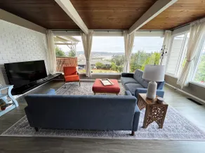 Coos Bay Vista House - Image 2