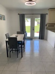 The Port Saint Lucie House - Image 4