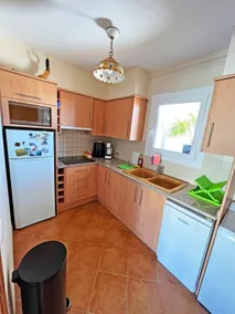 Apartment with a large terrace - Image 5