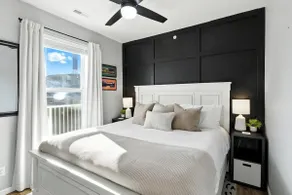 Pool • Balcony • Island • King • 505Mbps • Smart TVs - Image 3