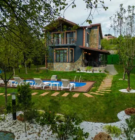 Isolated Villa with Heated Pool on Sapanca Lake - Image 3