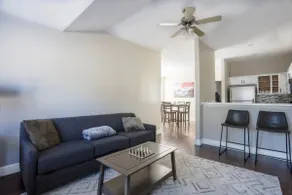 Tranquil*3BR/2BA*Nr I35*long-termstays*Sleeps6*Prk - Image 5