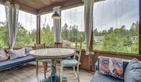 L'Etage at Grand Chalet, in the heart of Val-David - Image 4