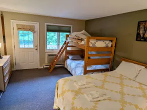 Loon #2-2 Bed/2 Bath Condo-In&Outdoor Pools-Gym - Image 4