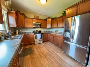 Spacious Capitol Retreat | Family + Business Ready - Image 2