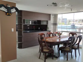 Panoramic view, 3 bedrooms, private bathrooms and garage - Image 2