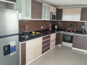 Panoramic view, 3 bedrooms, private bathrooms and garage - Image 4