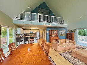 Bow-Edison Paradise Getaway - Image 5