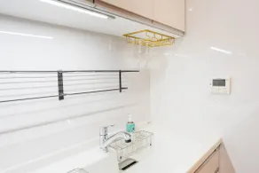 Direct access to Shinjuku/Shibuya by train, convenient access, 9 minutes on foot from Kita-Akabane station, Wi-Fi available - Image 3