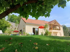 Natur Apartment: Pool and Hot Tub - Image 3