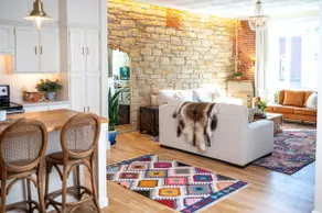 Historic Downtown St Marys Loft Steps from Dining - Image 2