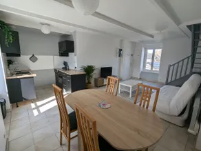 Duplex on the Bay - Image 3