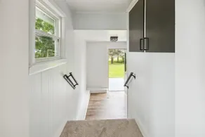 Modern Farmhouse near Frankenmuth - Image 3