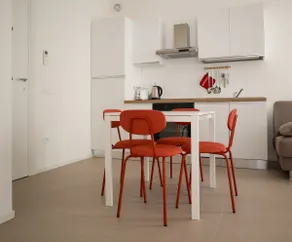 [Venice just minutes away] Riviera Apartment 02 - Image 2