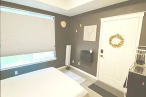 Cozy private suite - Image 5