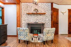 Rugged Luxe: Hot tub; and (Summertime) Party Barn - Image 3