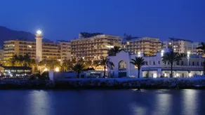 Beachfront Apartment Marbella Center - Image 4