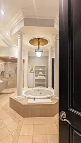 Blues Fest + Art Hop Wknd | 3,000 SqFt Penthouse - Image 4