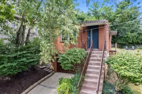 Modern 2BR • Family-Friendly • Walk to Frick Park - Image 2