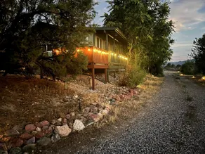 The Crystal Cottage - Image 4