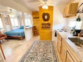 The Crystal Cottage - Image 3