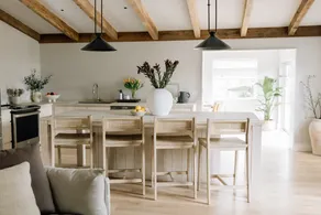 Perfect location! The Crew House - Image 2