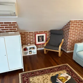 Penthouse with Terraces, BusStop 20 meters Venice - Image 3