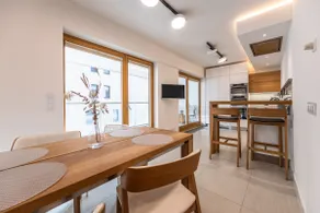 Luxury Riverside Residence with Parking, mobile AC - Image 3