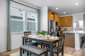 Hutto Executive Suite with 4 Beds - Image 3