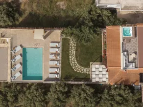 Ami Manoir Villa, View, Pool & Hot Tub - Image 2