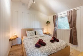 Chalet in nature, jacuzzi and private sauna - Image 2