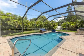 Relaxing Coastal Comfort - Heated Pool - Image 2