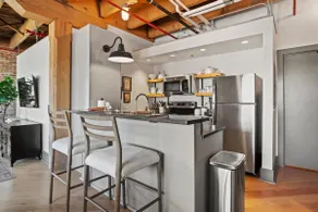 The Downtown Komp Building Condo - Image 5