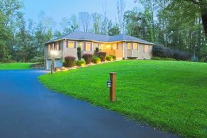 Country Modern Home w/5-Acre land Relax Retreat - Image 1