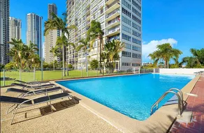 Stunning Ocean Views From Every Room! Lvl 24 - Image 4