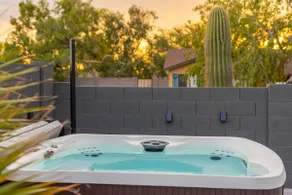 Free Heated Pool~Hot Tub~King Bed~Swing Set~Games - Image 5