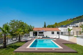 Villa Florinda with Pool and Prime Location near Split - Image 4