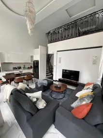 Luxury Pool Villa 5BR 12pax with Private Lift in Ekkamai - Image 3