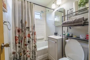 Cozy Home in Minneapolis - Image 5