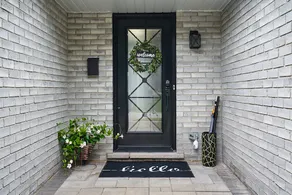 Elegant/Cozy Detached House For Large Family/Group - Image 4