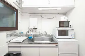 Hotel Lapis Shibuya, apartment with queen bed and futon - Image 4