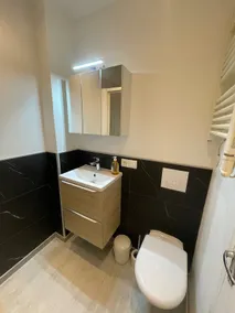 Comfortable apartment in the historic center of Joigny - Image 5