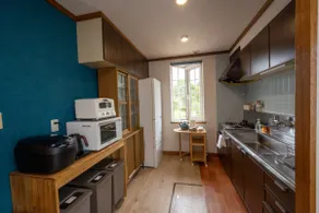 Nishiyama is a 5-minute walk from Miyabi Station! Free parking for up to 4 cars, rent the entire building and accommodate up to 10 people - Image 4